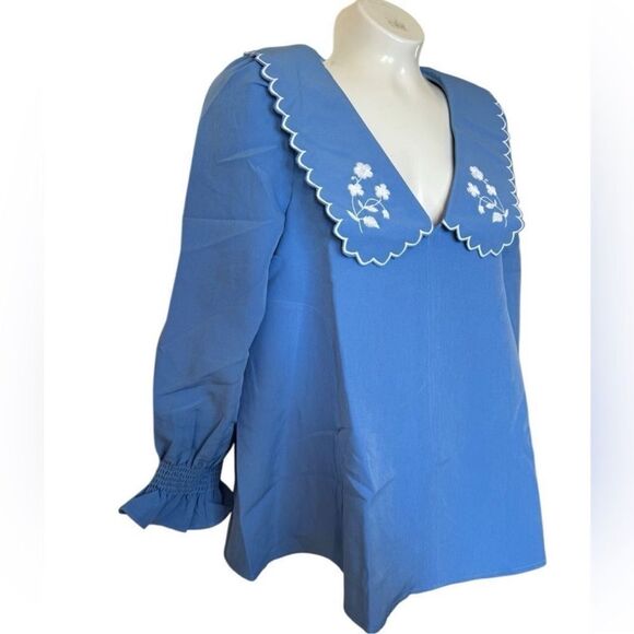 NWT Tuckernuck Cornflower Blue Easton Embroidered Blouse - Picture 2 of 8